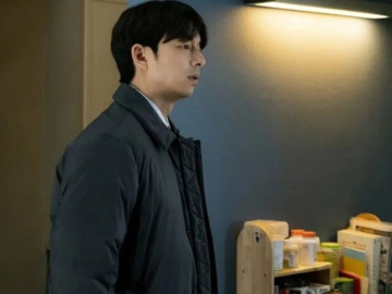 Vô tình gặp vợ cũ ở chợ, tôi đòi đưa cô ấy về nhà rồi sững sờ khi mở cửa ra