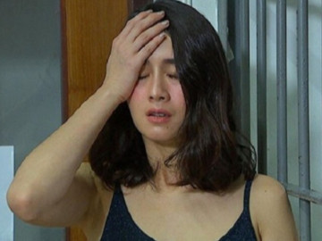 Tôi trốn vào phòng tắm để tạo bất ngờ cho chồng, ai ngờ bắt gặp bí mật của bố chồng