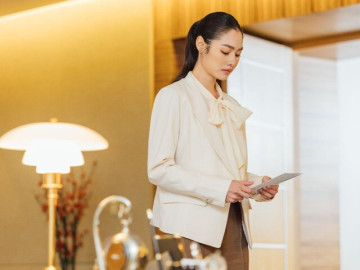 Cưới nửa năm mà chồng chưa bao giờ chạm vào người tôi, vô tình thấy cuốn sổ trong tủ, tôi lặng người