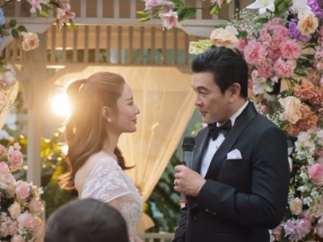 Vợ cũ tái hôn, tôi chỉ mừng 500 nghìn nhưng nhìn thấy chồng cô ấy, tôi liền chuyển thẳng 50 triệu