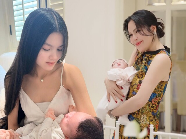 Phương Lê khoe 2 con "chung nửa huyết thống", ái nữ NSƯT Vũ Luân ngủ ngoan khi được chị gái bế bồng