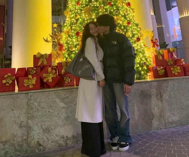 Khoảnh khắc Mỹ Anh tình tứ bên bạn trai tin đồn.