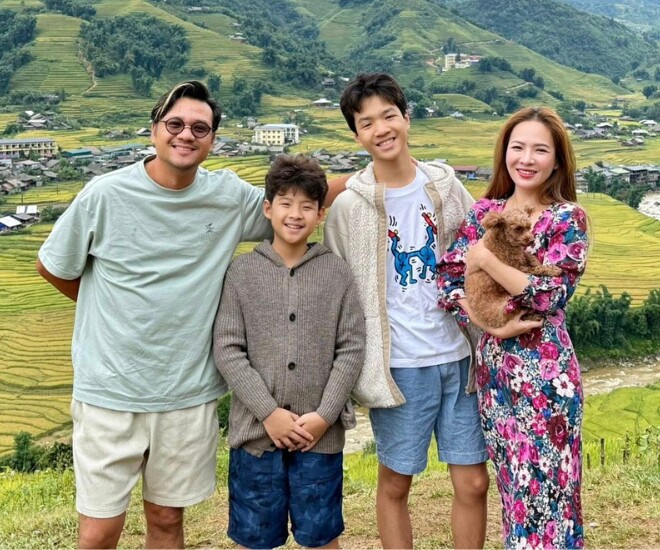 BTV Đan Lê và đạo diễn Khải Anh có tổ ấm viên mãn bên 2 con trai.