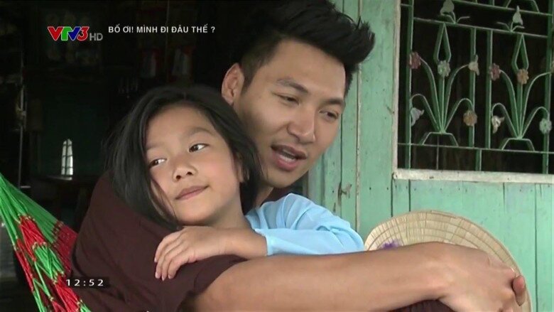 Con gái Mạnh Trường nhận được nhiều sự quan tâm sau khi tham gia Bố ơi mình đi đâu thế.