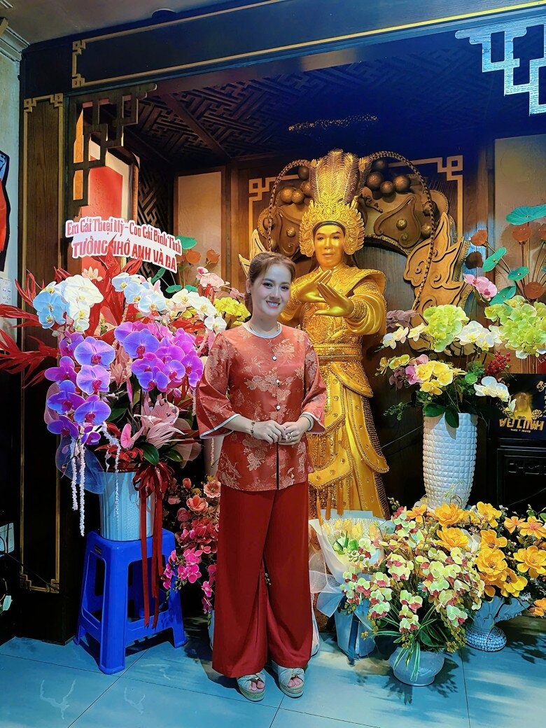 Con gái Vũ Linh sống trong căn nhà trước đây của bố.