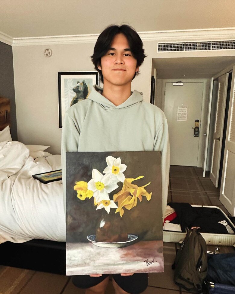 Kiến Bách được đầu tư phát triển toàn diện, có nhiều tài lẻ.