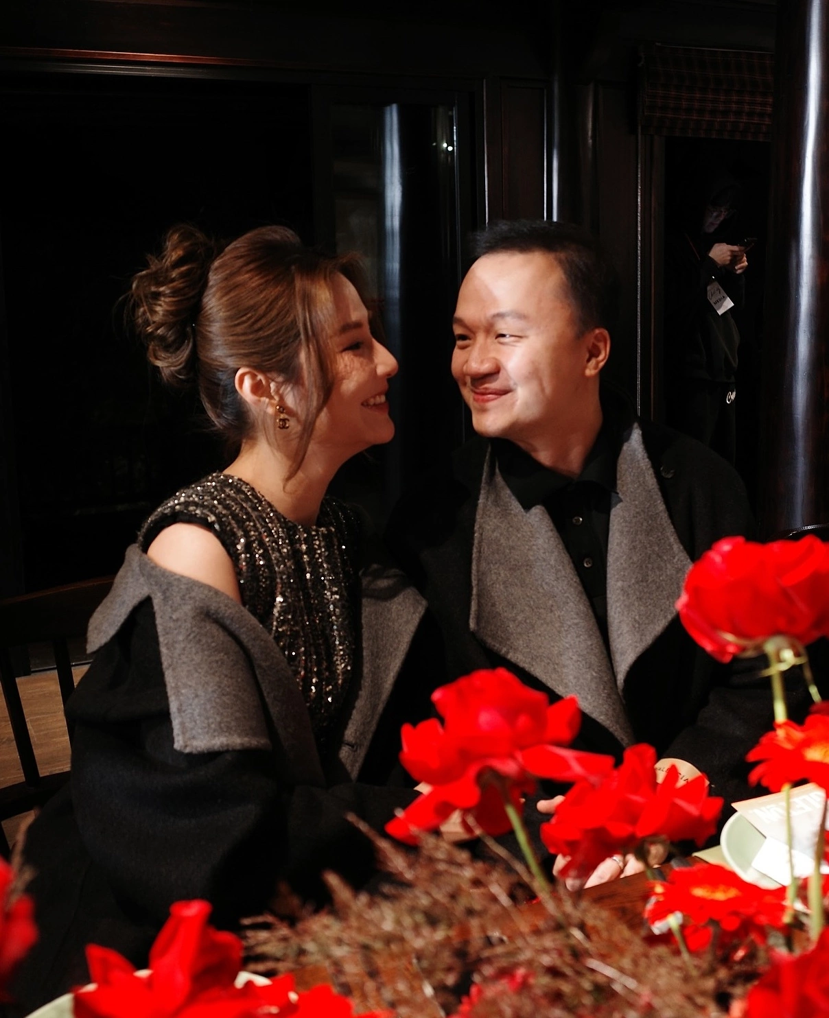 Vợ chồng Diễm My chú trọng giữ lửa tình cảm.