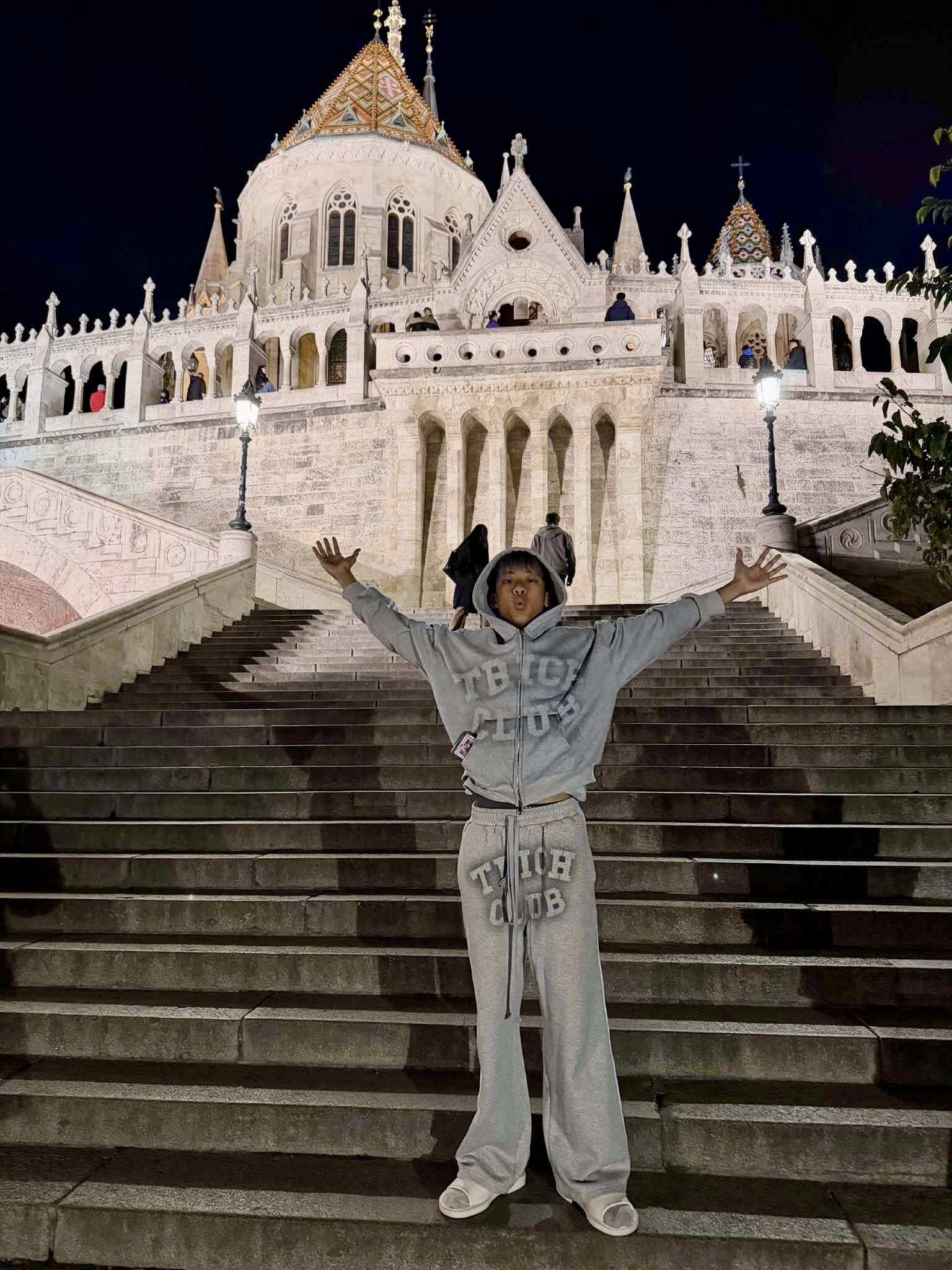 Đại gia đức huy nói nhớ khi con trai đi du lịch với vợ cũ khoe ảnh quý tử trổ mã tuấn tú - 4