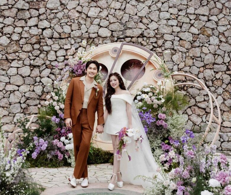 Ngọc Huyền - Đình Tú trong lễ Vow.