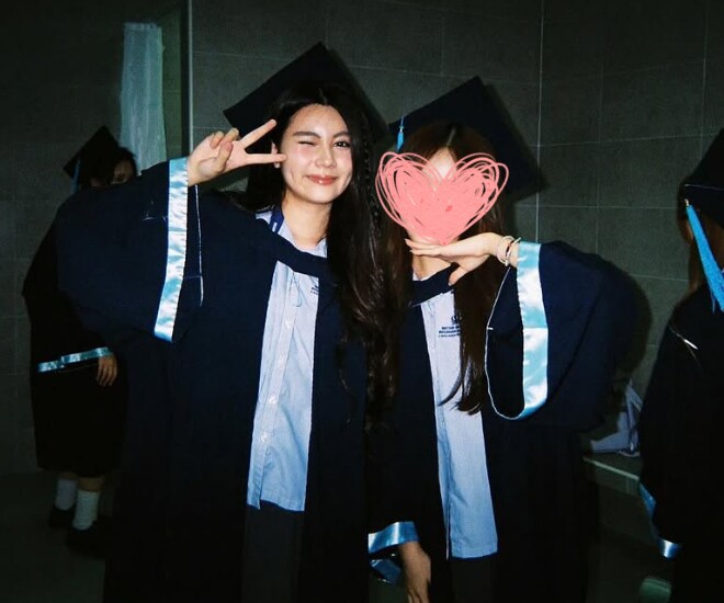 Con gái MC Quyền Linh chụp ảnh kỷ yếu chuẩn bị tốt nghiệp cấp 3.