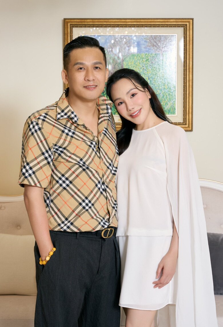 Hồ Quỳnh Hương có cuộc sống hạnh phúc sau khi kết hôn với chồng doanh nhân.