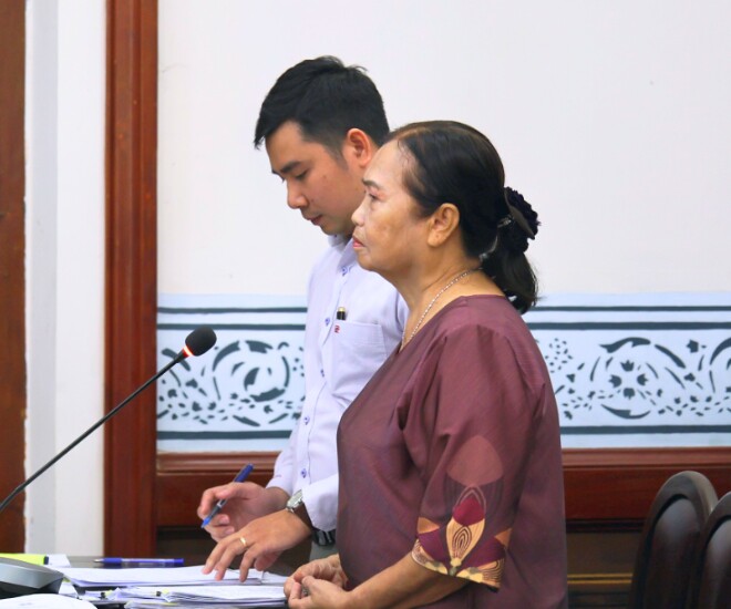 Bà Ánh - mẹ ruột Đức Tiến cho biết sẽ kháng cáo sau phiên tòa tranh chấp thừa kế với con dâu - Hoa hậu Bình Phương.