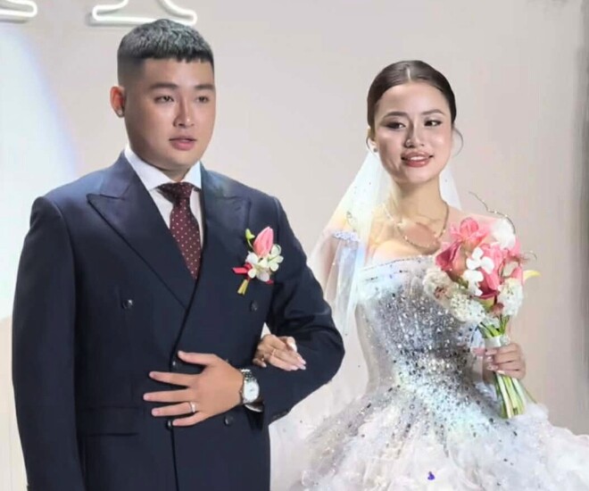 Con trai Tấn Beo - Tấn Lộc tổ chức đám cưới với vợ là Quỳnh Anh - cháu nội danh ca Chế Linh.