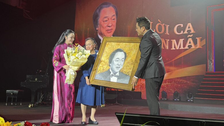 Khoa Thanh nhạc, Học viện Âm nhạc quốc gia Việt Nam có buổi tri ân cố NSND Trung Kiên.