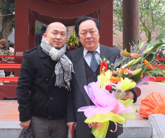 Nhạc sĩ Quốc Trung chia sẻ bức ảnh quý giá bên bố ruột - NSND Trung Kiên.