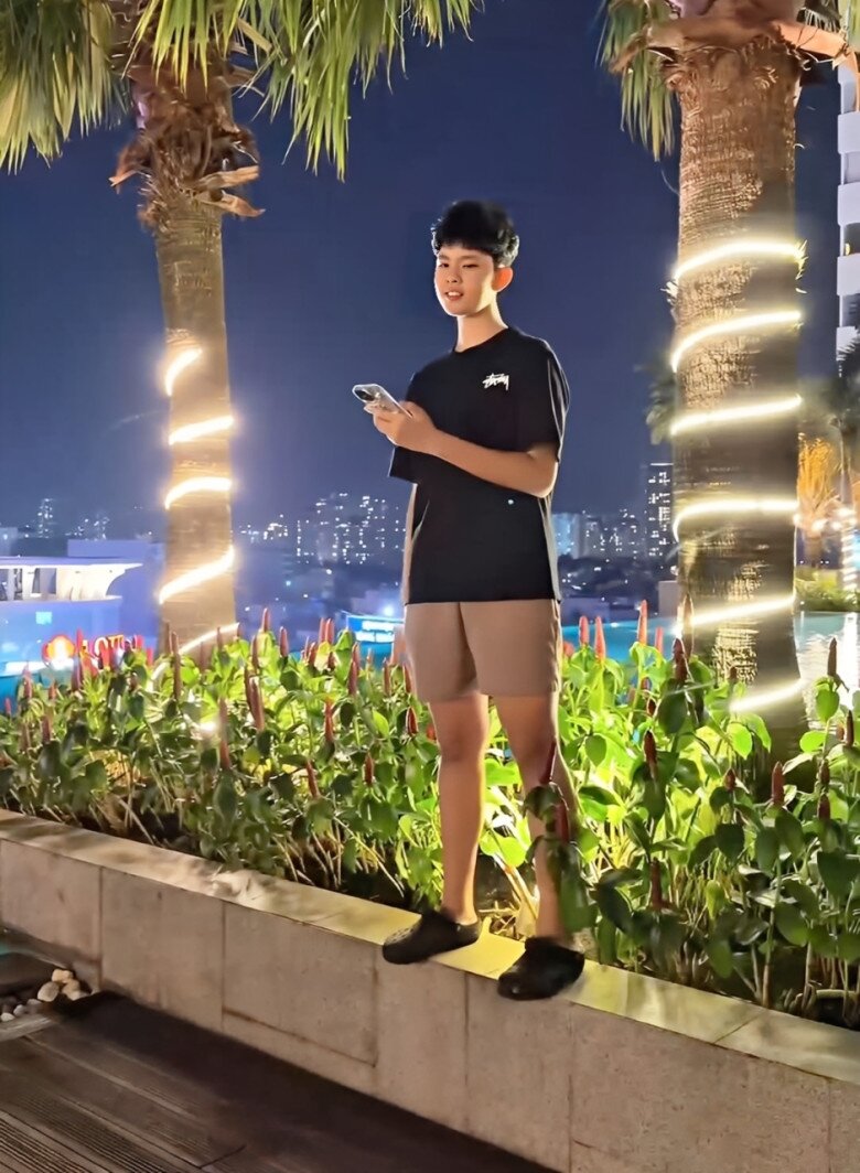 Ngoại hình trưởng thành hiện tại của Sushi khiến nhiều người bất ngờ.