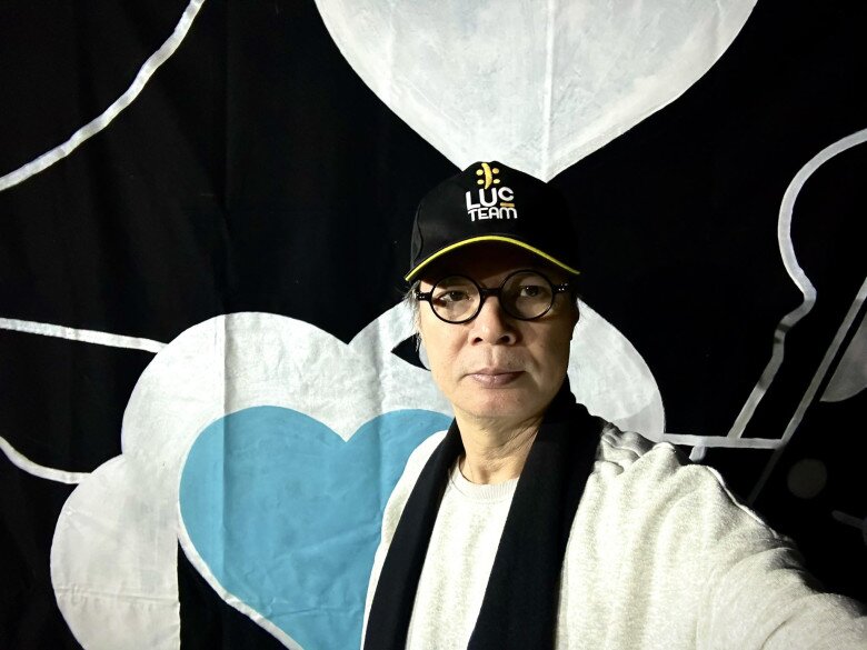 Nam diễn viên chia sẻ ngoại hình hiện tại khi ở tuổi 62.