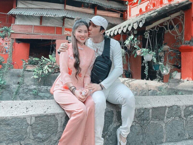 Lâm Chấn Khang gọi vợ là con gái, xưng ba.