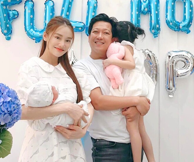 Nhã Phương - Trường Giang có tổ ấm hạnh phúc bên 2 con.