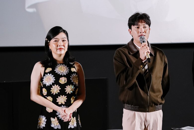 Trong phim, Quốc Trường vào vai bác sĩ Trường, nên duyên cùng Thương - do Lê Khánh thủ vai.