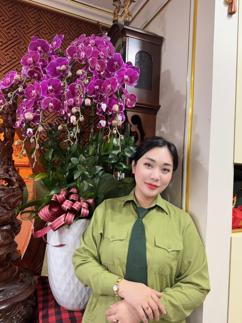 Minh Nguyệt được khen ngợi đảm đang, khéo léo vì góc nào trong nhà cũng đẹp mắt.