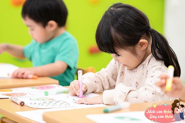 Tập trung học tập.