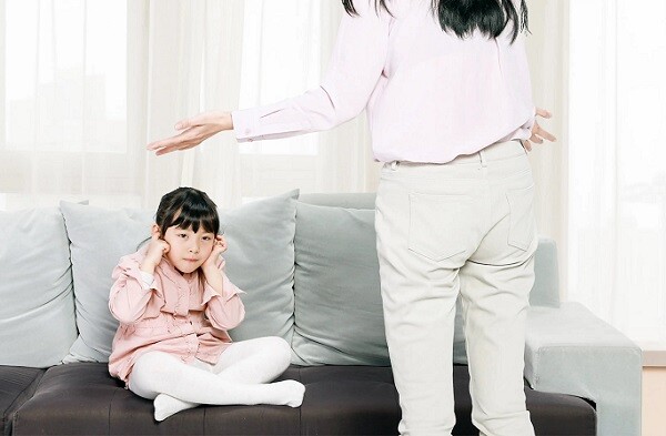 4 sai lầm nhỏ trong lúc dạy con, nhưng có tác động lớn thay đổi cả đời trẻ - 3