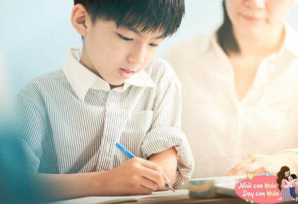 Giao từng nhiệm vụ nhỏ.