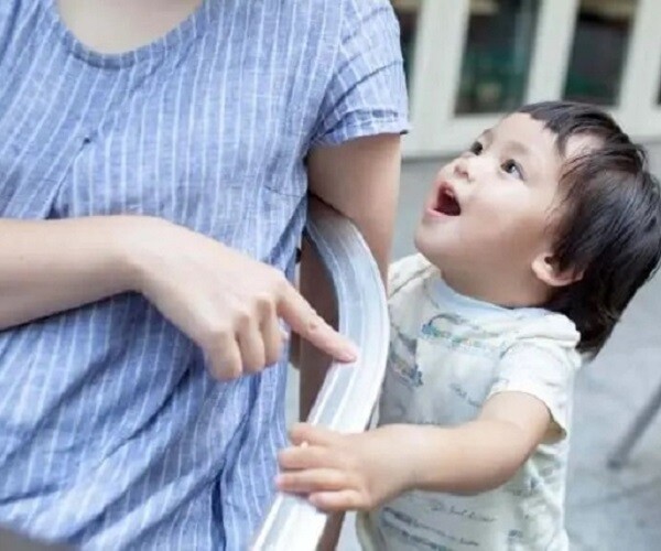 Đứa trẻ nói và hỏi nhiều mở ra hai bước nhảy vọt trong cuộc đời, ngày thành công đến gần - 1