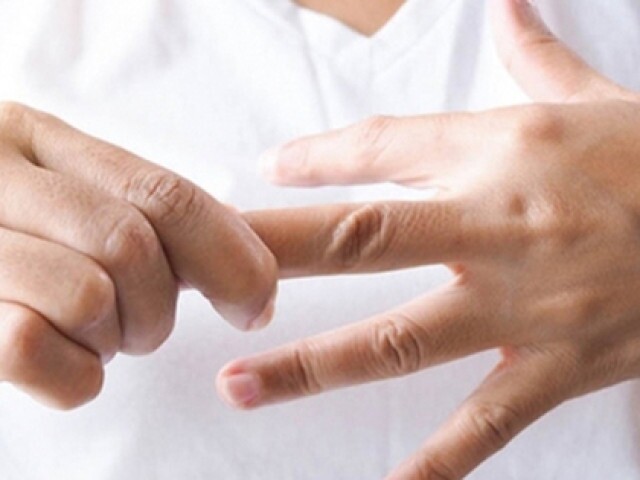 3 triệu chứng này xuất hiện trên tay: Coi chừng bệnh mạch vành, đừng chủ quan!