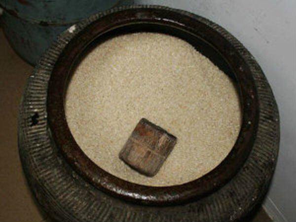 5 amp;#34;điểm vàngamp;#34; đặt thùng gạo trong nhà để tụ lộc và may mắn những tháng cuối năm Ất Tỵ, lưu ý một vị trí đại kỵ - 2