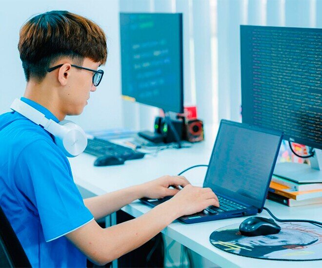 5 ngành học ở Việt Nam amp;#34;khátamp;#34; nhân lực 10 năm tới, ra trường được các tập đoàn lớn săn đón với mức lương hậu hĩnh - 4