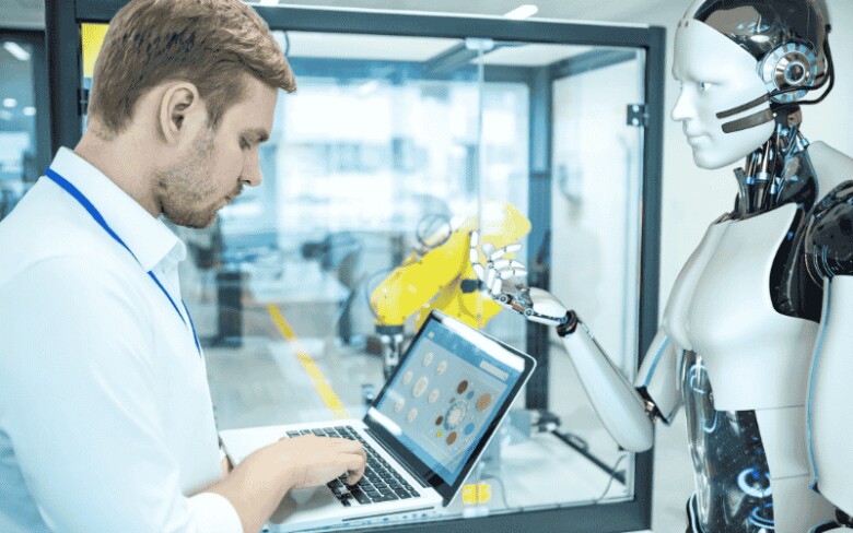 5 ngành học amp;#34;khátamp;#34; nhân lực 10 năm tới, ra trường dễ xin việc, mức lương hấp dẫn được các tập đoàn lớn săn đón - 5