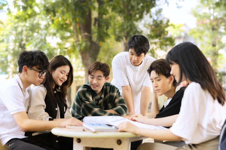 5 ngành học ở Việt Nam dễ xin việc, thị trường luôn khát nhân lực trong những năm tới, mức lương hậu hĩnh - 4