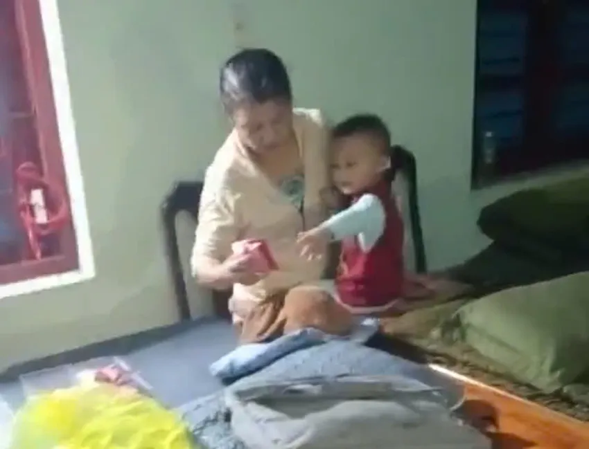 Bão số 13 gây nhiều thiệt hại, hàng trăm cuộc gọi cầu cứu, chính quyền túc trực xuyên đêm ứng phó - 40