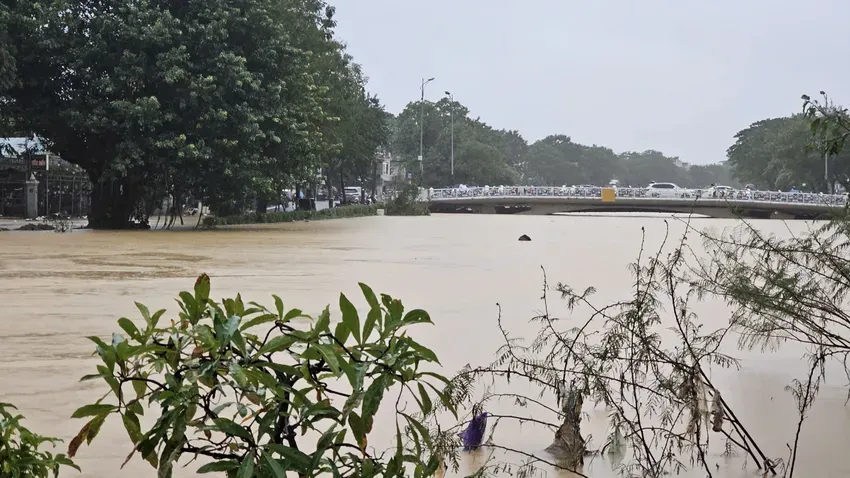 Nguy cơ cao xảy ra lũ quét trên các sông suối và sạt lở đất các tỉnh, thành phố từ Quảng Trị đến Lâm Đồng. Ảnh: N.DO