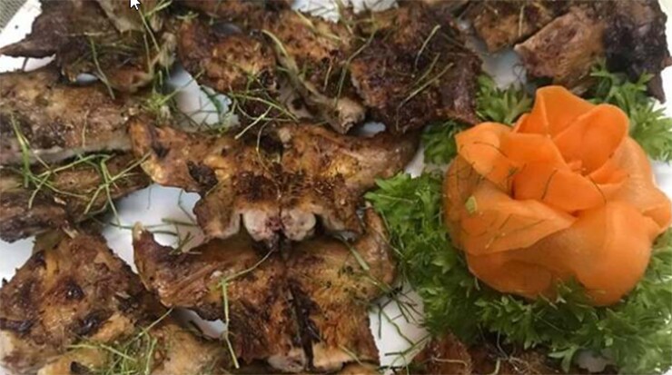 Đặc sản chui ra từ bụi rậm, nhìn amp;#34;sợ khiếp víaamp;#34; xưa không ai dám ăn nay dân thành phố ưa chuộng, 120.000 đồng/kg - 3