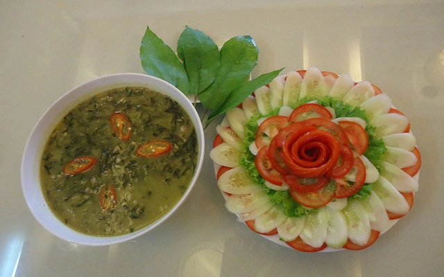 Đặc sản có tên amp;#34;ngượng đỏ mặtamp;#34;, xưa mọc bờ rào nay thành món khoái khẩu được ưa chuộng vì hương vị lạ, 50.000 đồng/kg - 2