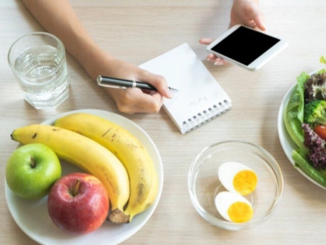 4 việc cần làm sau bữa ăn để duy trì mức đường huyết ổn định