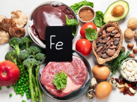 Thiếu máu vì thiếu sắt? 11 thực phẩm "cứu nguy" giúp bổ máu, tăng năng lượng và da hồng hào tự nhiên