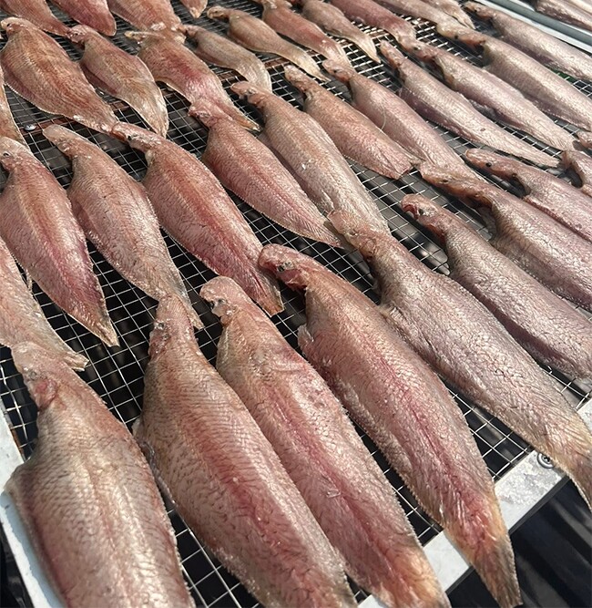 Đặc sản amp;#34;tốt hơn cá hồiamp;#34;, bán đầy chợ nhưng ít người biết đến, làm đủ món ngon giá từ 100.000 đồng/kg - 4