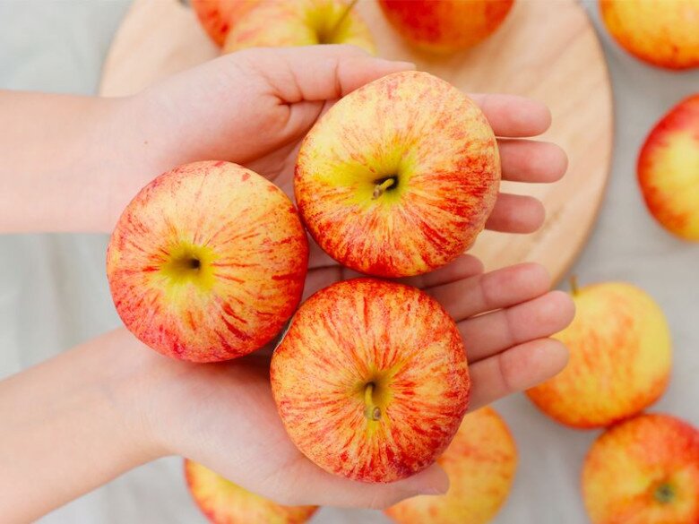 Loại quả ở nước ngoài mọc dại bờ rào giá rẻ như cho, về Việt Nam thành đặc sản đắt đỏ, tốt cho sức khỏe - 3