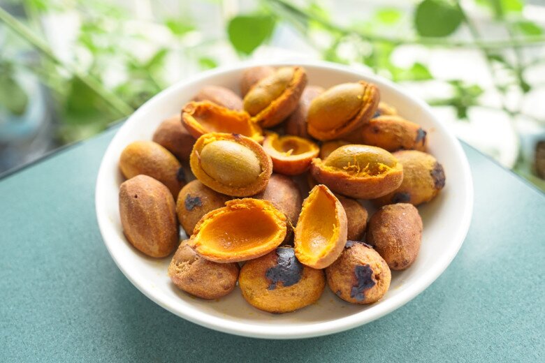 Loại quả xưa chín rụng chỉ dành cho amp;#34;người nghèoamp;#34;, nay thành đặc sản ở thành phố vì hương vị lạ, 120.000 đồng/kg - 4