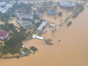 Tin tức - Lũ đặc biệt lớn đang duy trì trên các sông ở Huế, Đà Nẵng, Quảng Ngãi