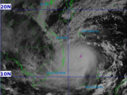 Tin tức - Bão số 13 đã mạnh lên cấp 15, gần cấp siêu bão