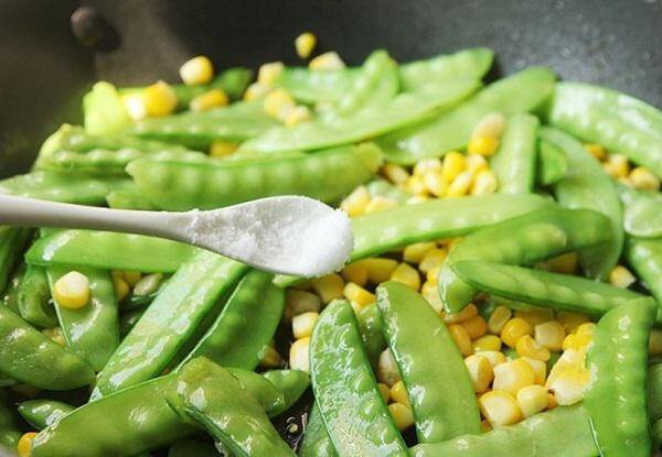 Món xưa người nghèo ăn đến chán ngán, nay thành đặc sản có hương vị lạ ở thành phố giá 100.000 đồng/kg, tốt cho sức khỏe - 2