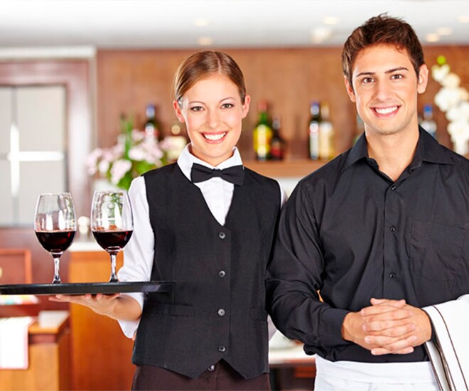 Ngành học luôn khát nhân lực, ra trường dễ xin việc với mức lương hậu hĩnh, triển vọng trong những năm tới - 1