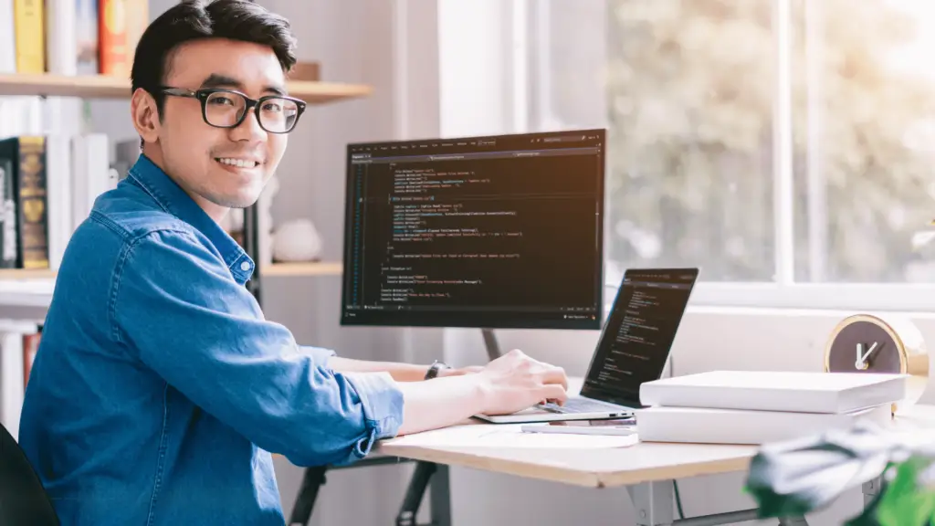 Ngành học là amp;#34;vua của mọi ngànhamp;#34;, có nhu cầu nhân lực cao trong 10 năm tới, nhiều doanh nghiệp amp;#34;trải thảm đỏamp;#34; - 3