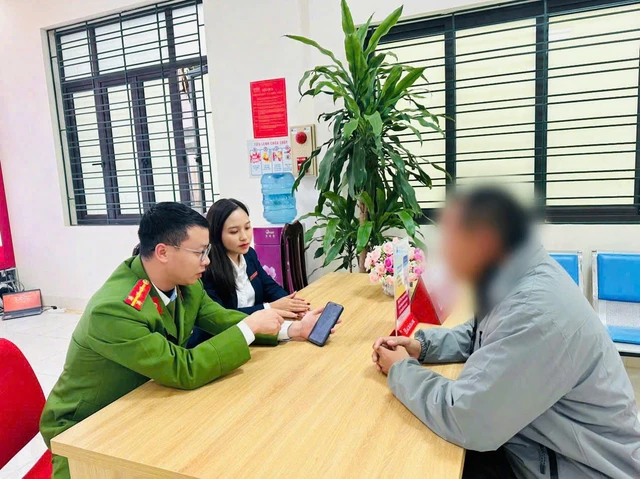 Anh B.V.N tại cơ quan công an. Ảnh: Công an tỉnh Phú Thọ.