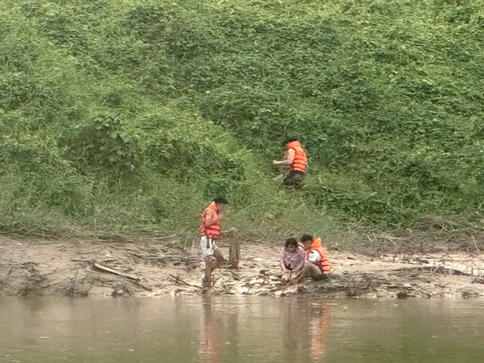 Cô gái 22 tuổi được lực lượng chức năng cứu kịp thời